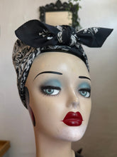 Load image into Gallery viewer, vintage headscarf