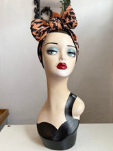 Load image into Gallery viewer, Tiger print headscarf