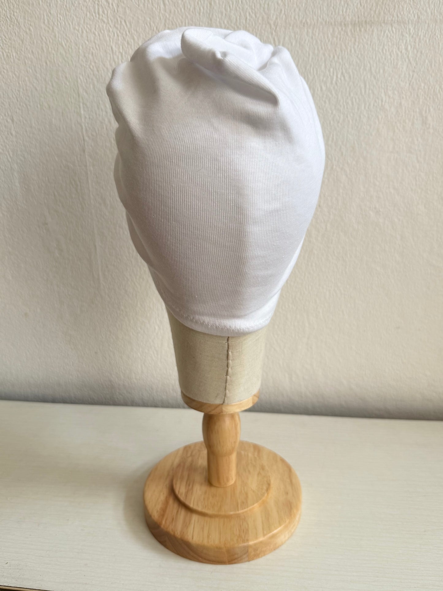White 1940s vintage turban