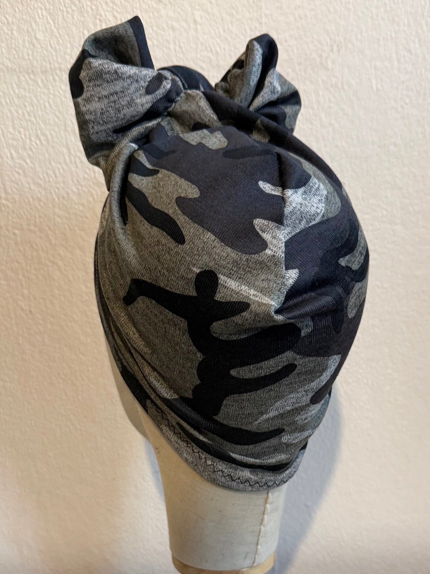 Camo Print (Full Coverage) 1940s Style Pre-tied Turban with Bow Knot