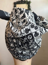 Load image into Gallery viewer, vintage headscarf