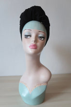 Load image into Gallery viewer, 1940s Pre-knotted Stretchy Plain Black Headband