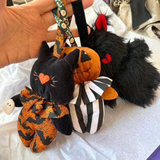 Spooky bag charms keyrings 