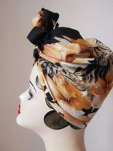 Load image into Gallery viewer, Autumn Hibiscus True Vintage Scarf🍁