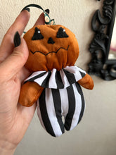 Load image into Gallery viewer, Cute kawaii pumpkin gothic Halloween bag charm keyring