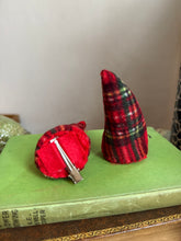 Load image into Gallery viewer, Mannequin head with black wig, red lipstick, and red devil horns against a neutral background.