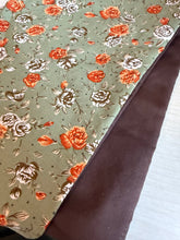 Load image into Gallery viewer, Floral vintage headscarf