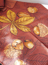 Load image into Gallery viewer, Autumn Conker Print True Vintage Scarf🍁