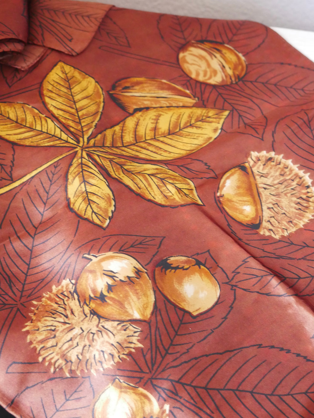 Autumn Conker Print True Vintage Scarf🍁