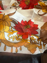 Load image into Gallery viewer, Vintage headscarf 