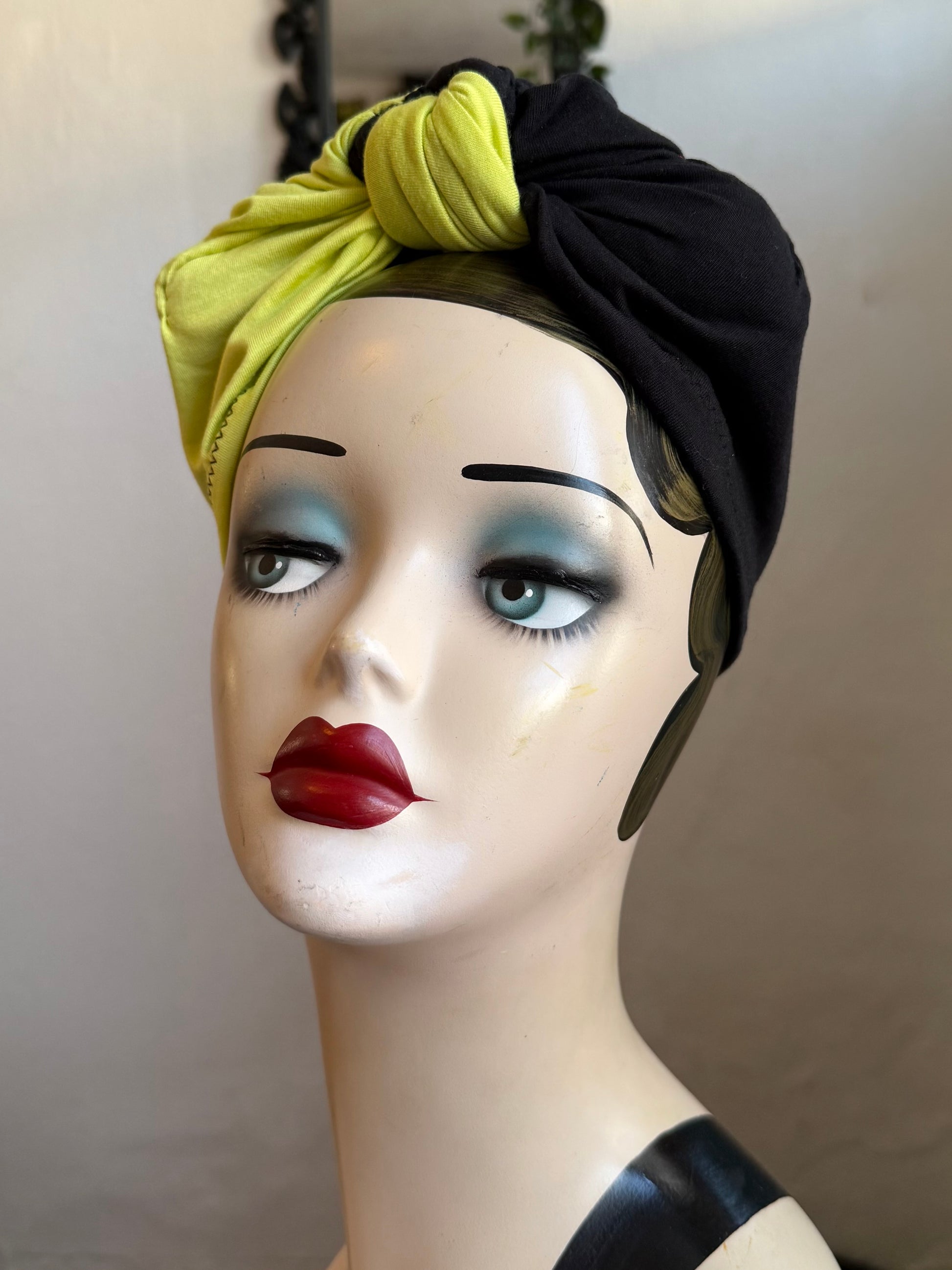 Vintage 1940s reproduction turban 