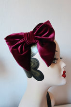 Load image into Gallery viewer, claret red velvet hair bow Christmas fashion accessory