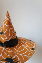 Load image into Gallery viewer, Witch hat fascinator 