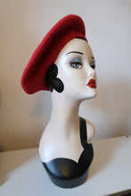 Load image into Gallery viewer, SALE ITEM: Vintage Beret