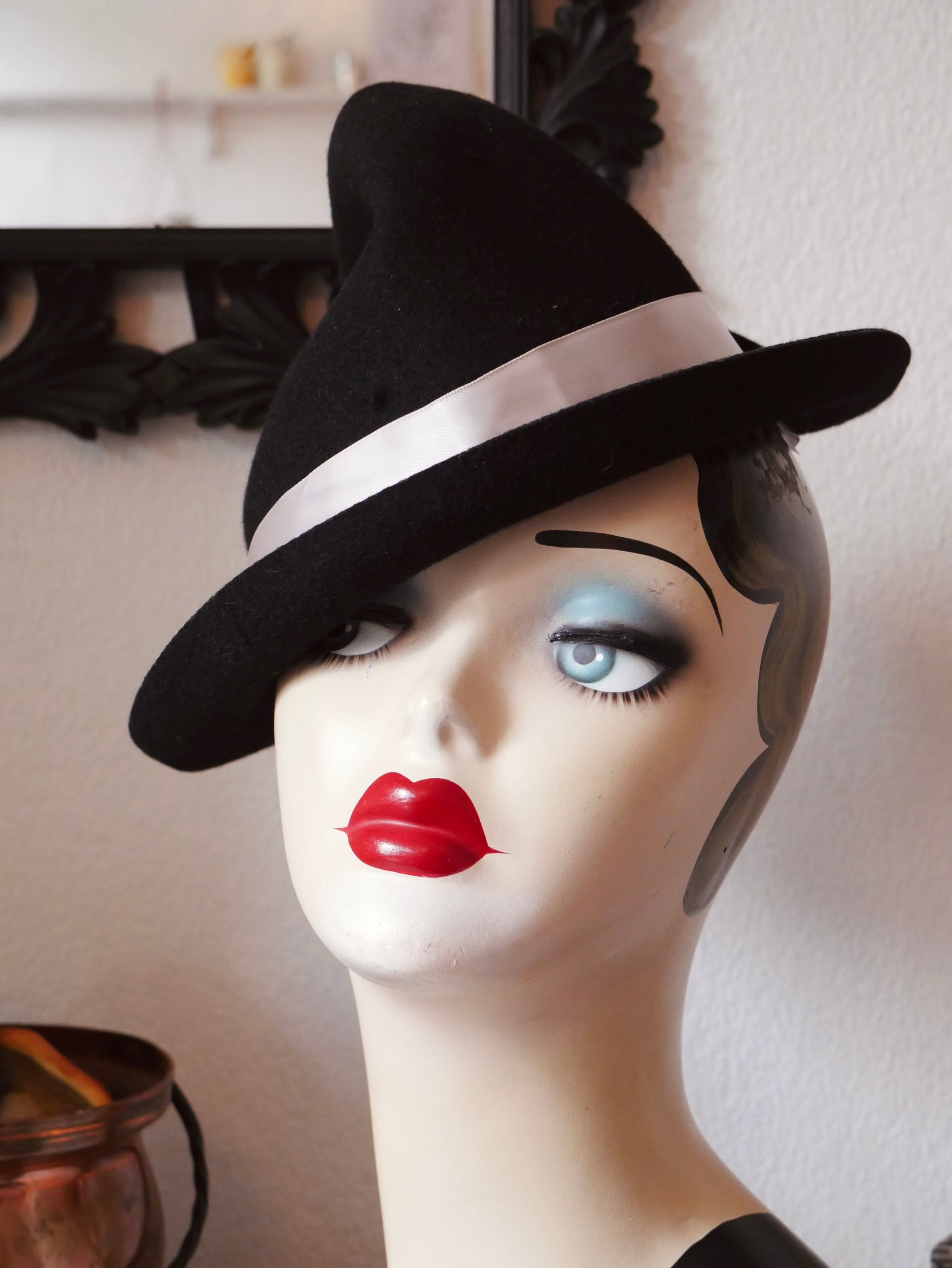 Striking Witchy Inky Black 2024 1930s/1930s Hat-Avant-garde Straw Top Hat-Half-hat-Fascinator-Unusual-Vintage Womenswear-Rare-Sculpted