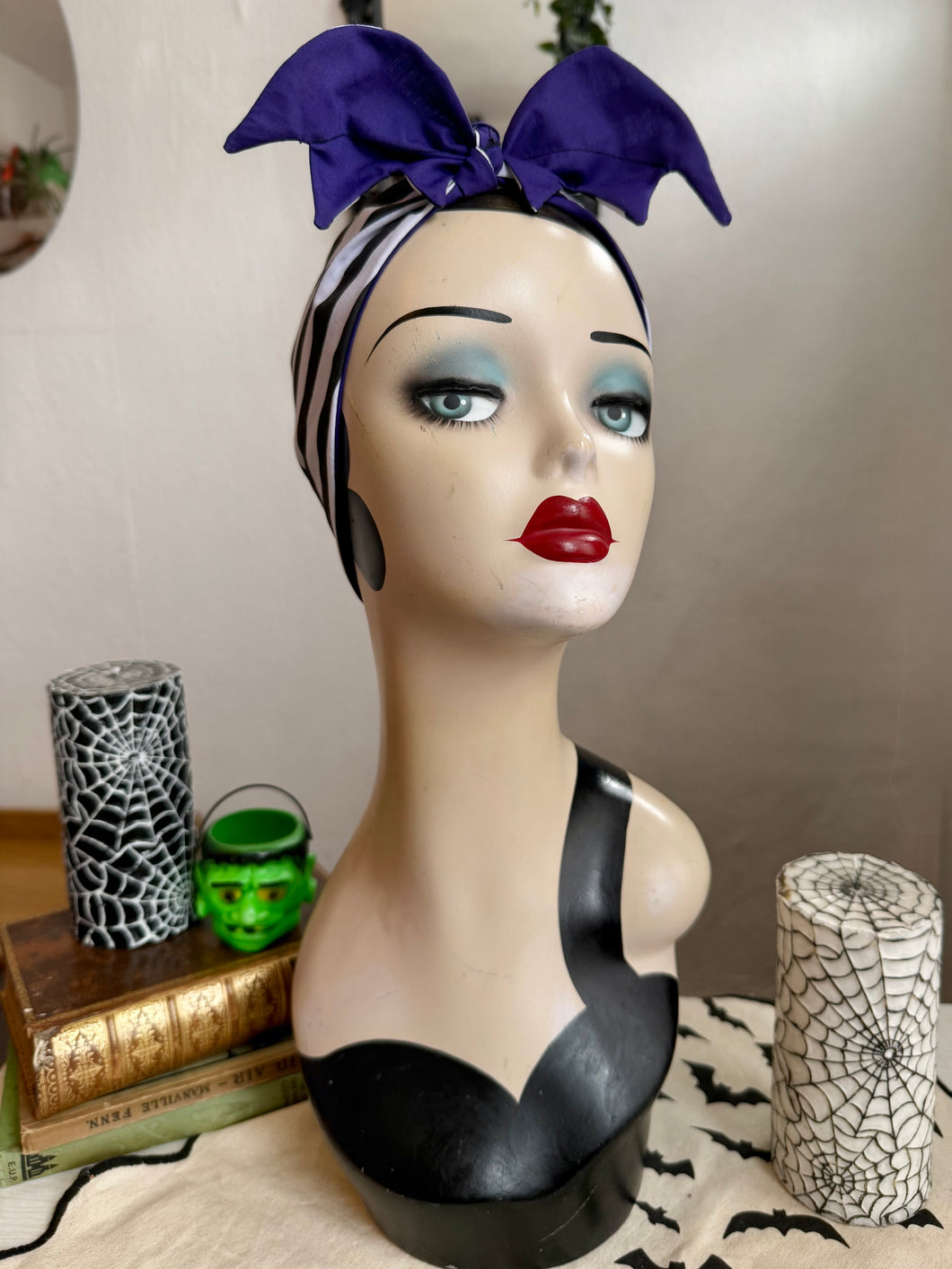 Gothic Halloween alternative fashion bat headscarf striped Beetlejuice 