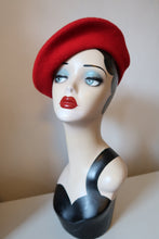 Load image into Gallery viewer, SALE ITEM: Vintage Beret