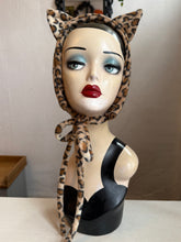 Load image into Gallery viewer, Cat Headband (in leopard)