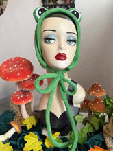Load image into Gallery viewer, Frog Headband
