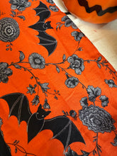 Load image into Gallery viewer, Bat Halloween goth headband