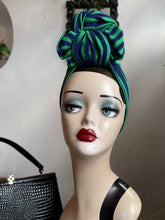 Load image into Gallery viewer, Vintage turban