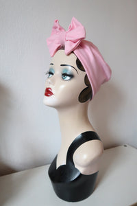 Light pink vintage handmade bow turban