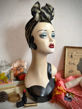 Load image into Gallery viewer, Mannequin head with green autumn turban