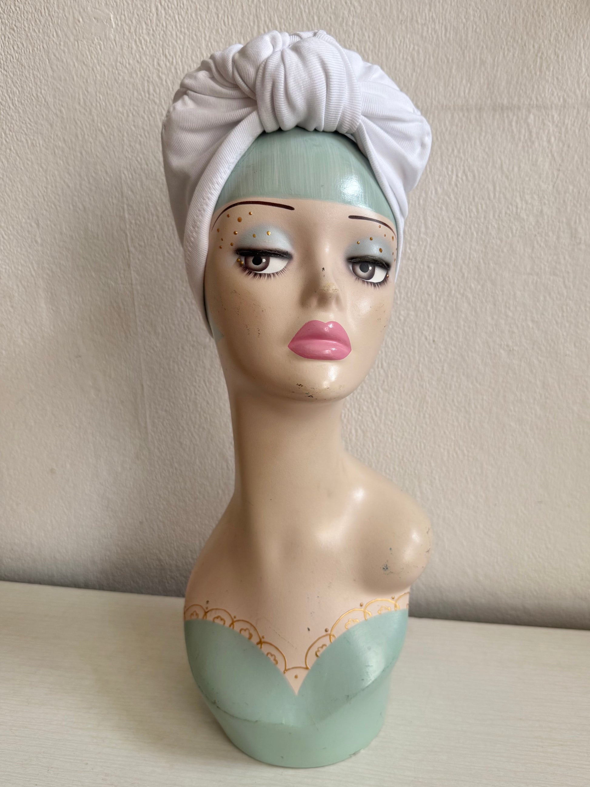 White 1940s vintage turban