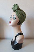 Load image into Gallery viewer, Green tweed turban for women