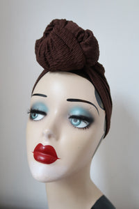 Brown vintage 1940s turban for women