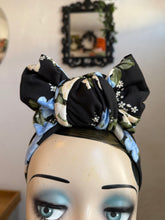Load image into Gallery viewer, Vintage style headband 