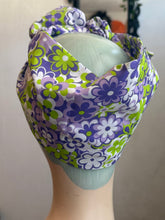 Load image into Gallery viewer, Retro pattern headscarf