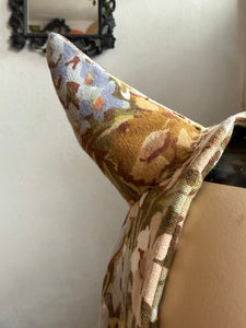 Floral devil horns