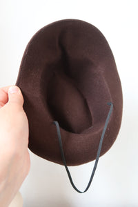Brown vintage 1940s felt hat 