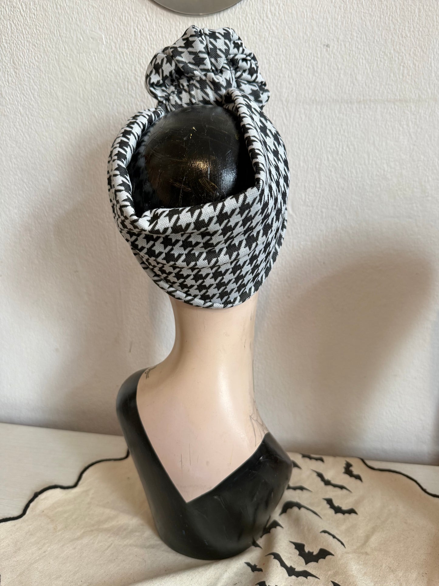 Houndstooth Vintage Style Pre-tied Headband with Slouchy Knot