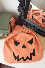 Load image into Gallery viewer, orange Halloween pumpkin bag angry face 