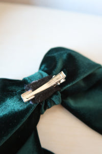 Bow hair clip