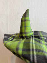 Load image into Gallery viewer, Horned beret alternative fashion hat