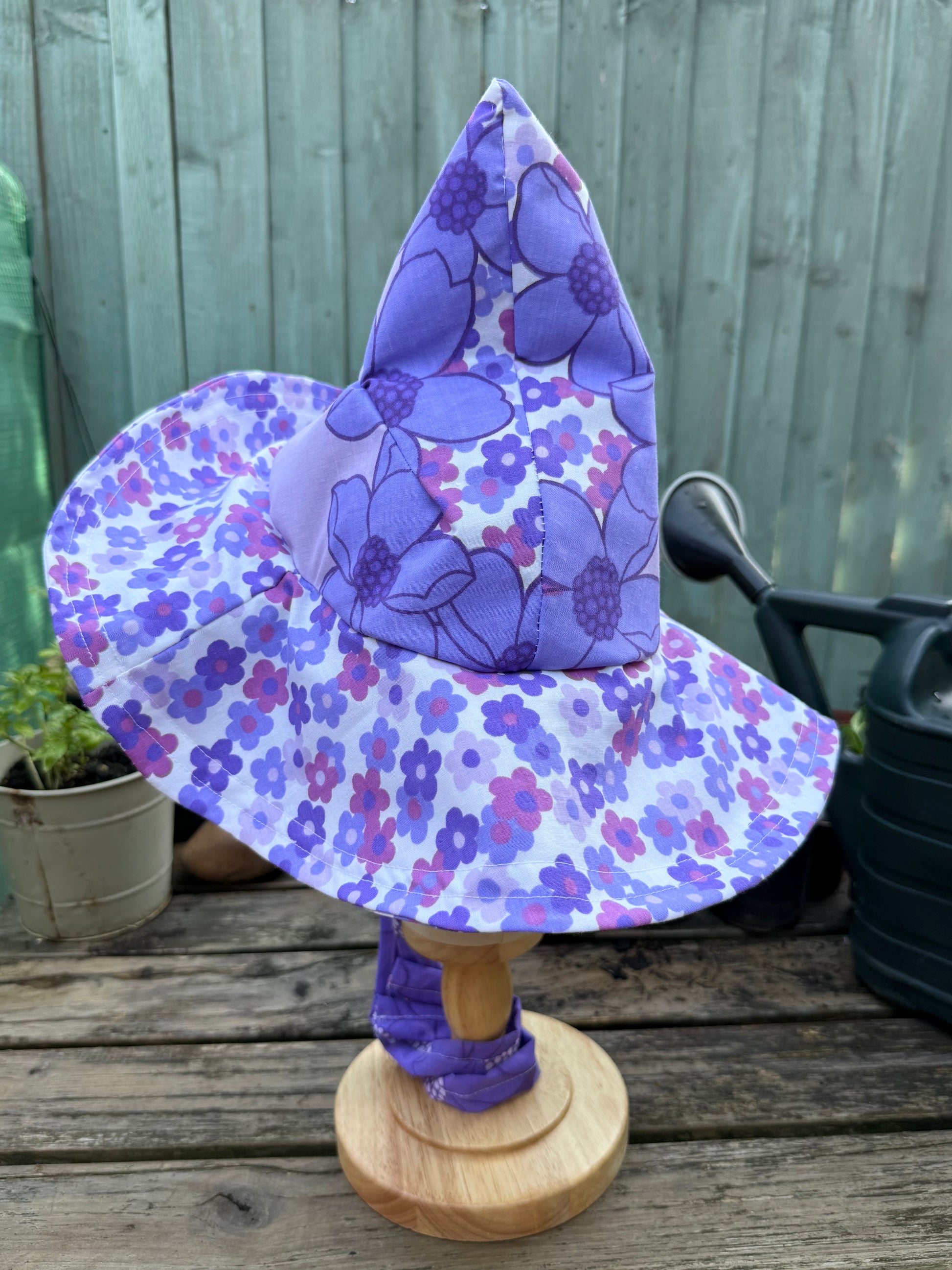 Retro floral vintage style garden witch hat practical magic