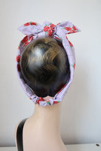 Load image into Gallery viewer, LANDGIRL Pre-tied 1940s Cotton Headscarf in Lilac &amp; Roses