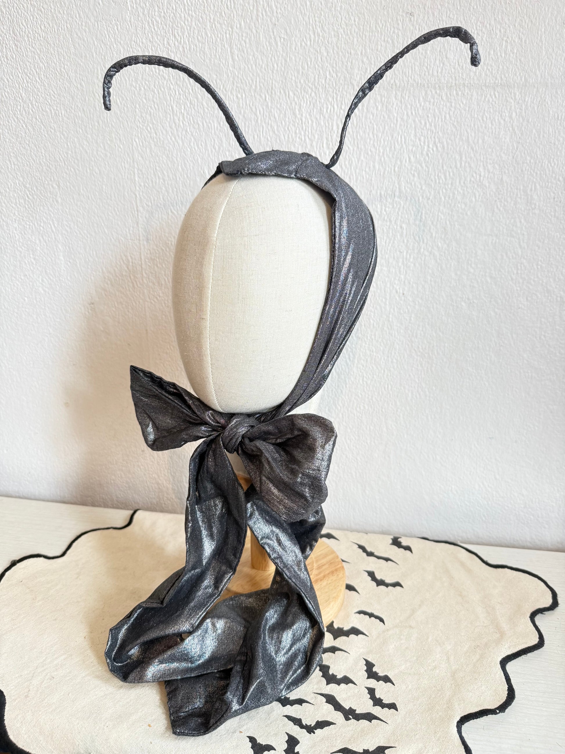 Sliver alien bug 90s raver headpiece 