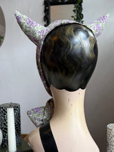 Load image into Gallery viewer, Floral devil horns