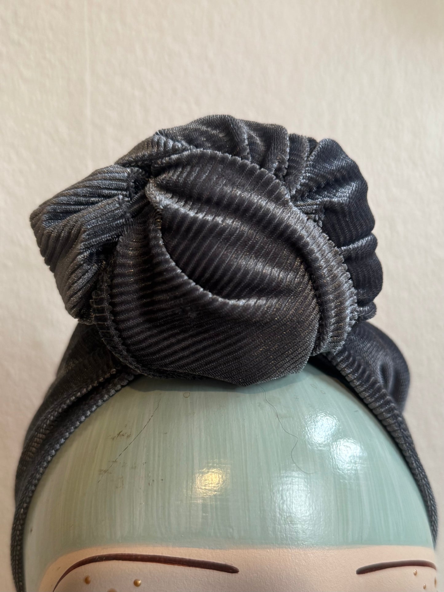 50% OFF SALE ITEM: Ribbed Grey Velvet (Full Coverage) 1940s Style Pre-tied Turban
