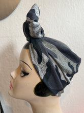 Load image into Gallery viewer, camo print headband