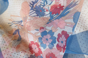 vintage scarf for 1940s turban tying  