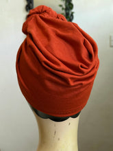 Load image into Gallery viewer, Burnt orange 1940s vintage Halloween pumpkin turban headband 