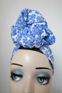 Blue and white floral 1940s vintage turban