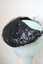 Load image into Gallery viewer, Black vintage hat 
