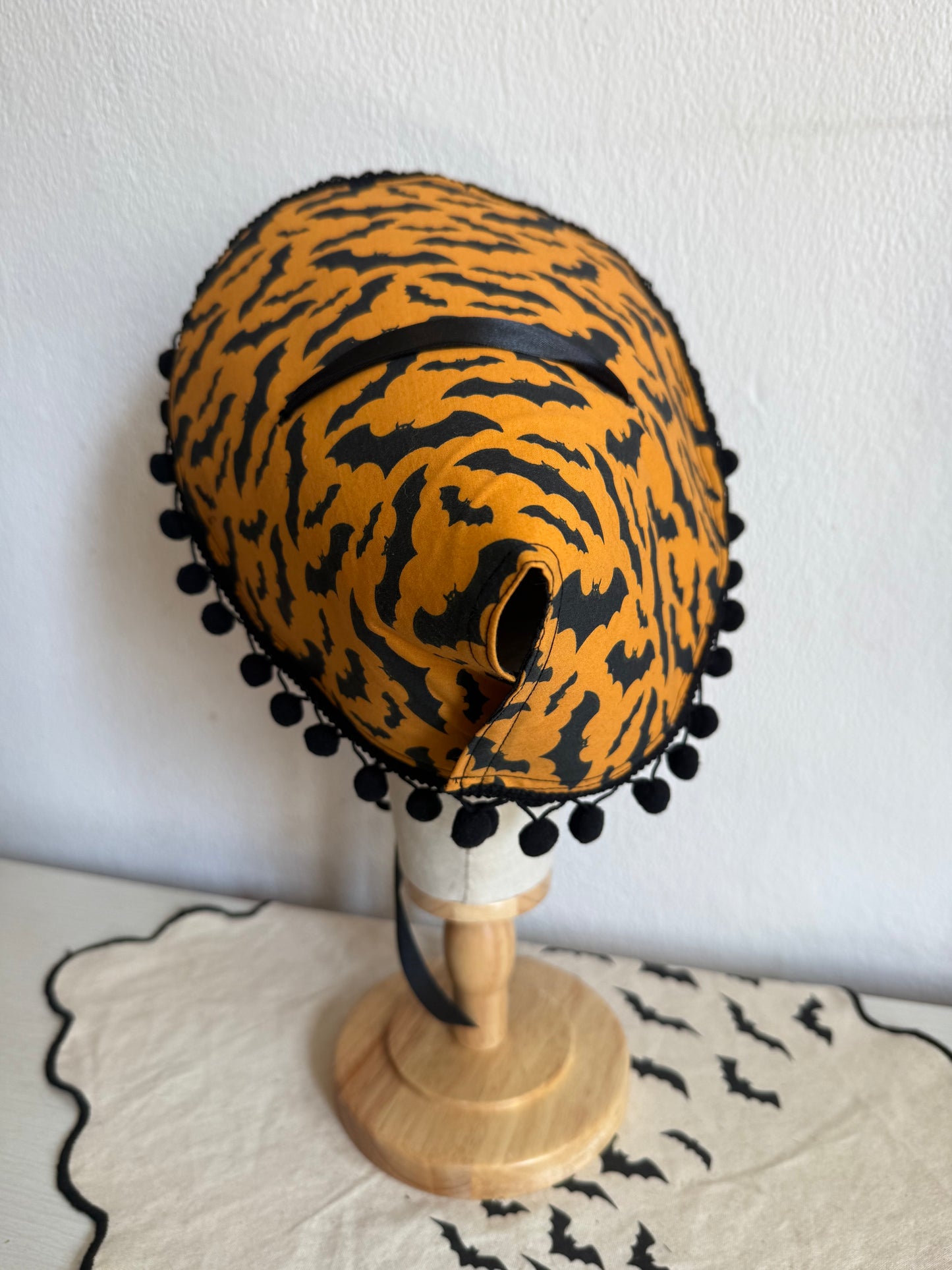 bat print vintage style rockabilly sun hat