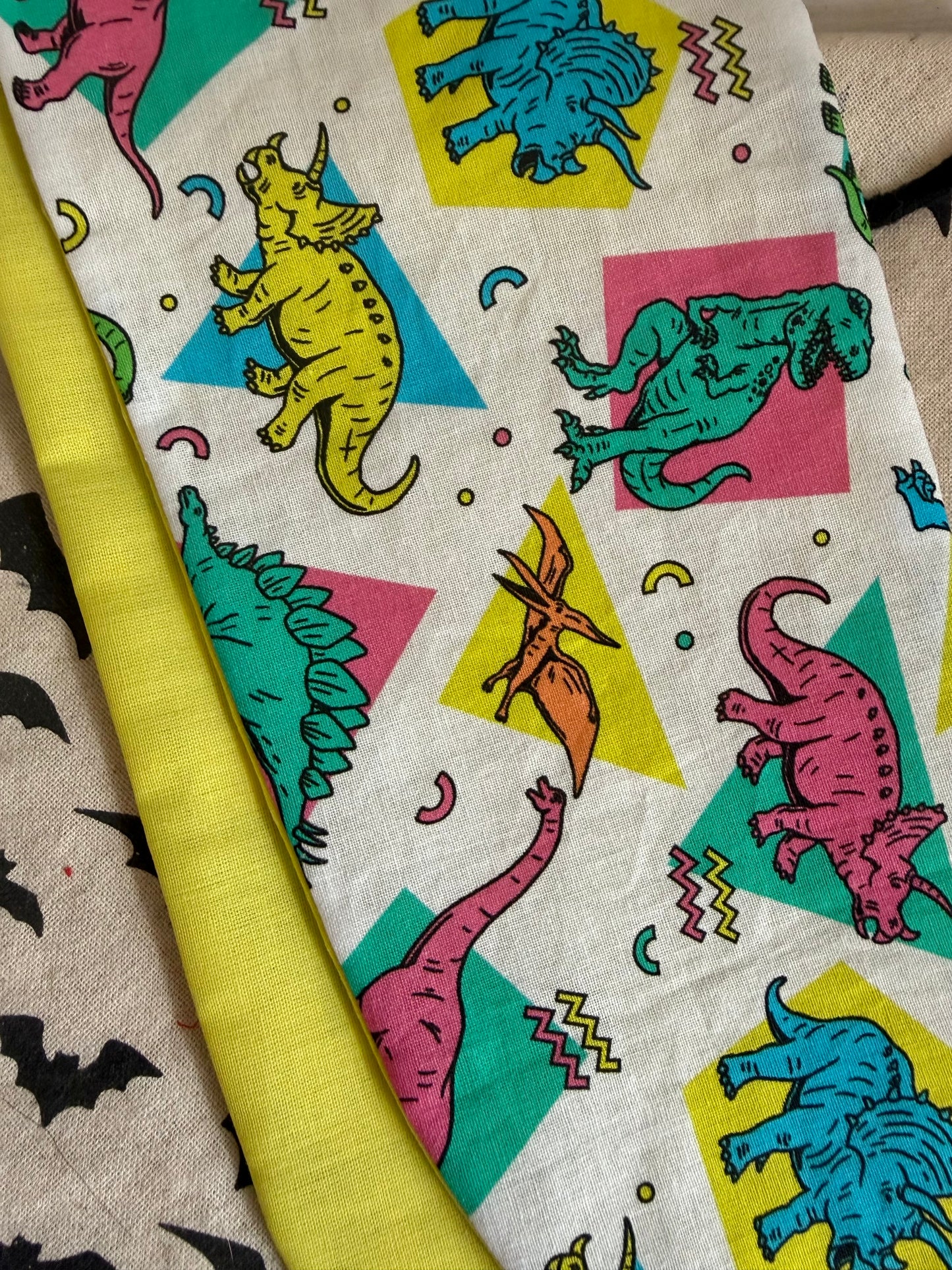 Dinosaur 90s headscarf 